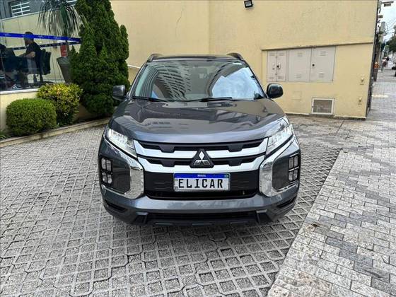 MITSUBISHI OUTLANDER SPORT 2.0 MIVEC FLEX GLS AUTOMÁTICO MITSUBISHI OUTLANDER SPORT 2.0 MIVEC FLEX GLS AUTOMÁTICO